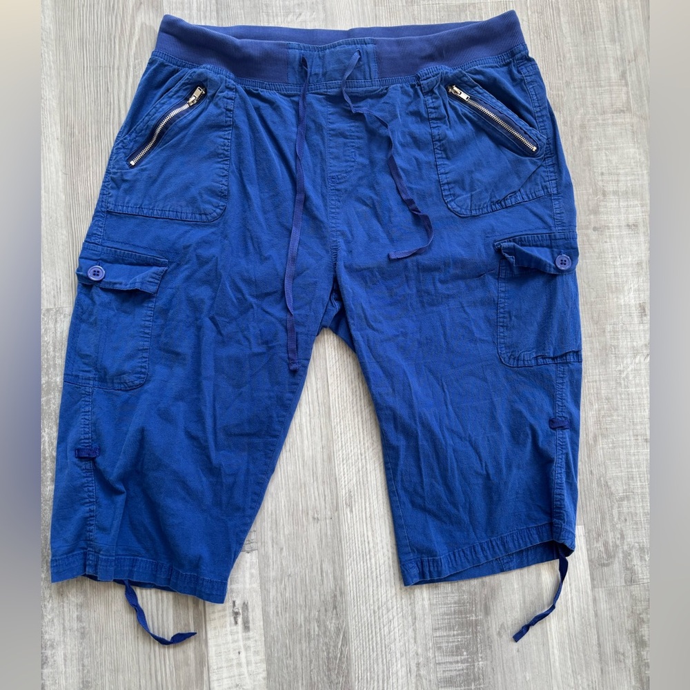 Women's Utility Cargo Shorts with Drawstring - Royal‎ Blue
